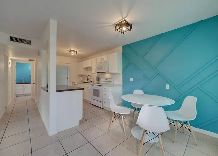 1 Bedroom Uptown With Pool Phoenix